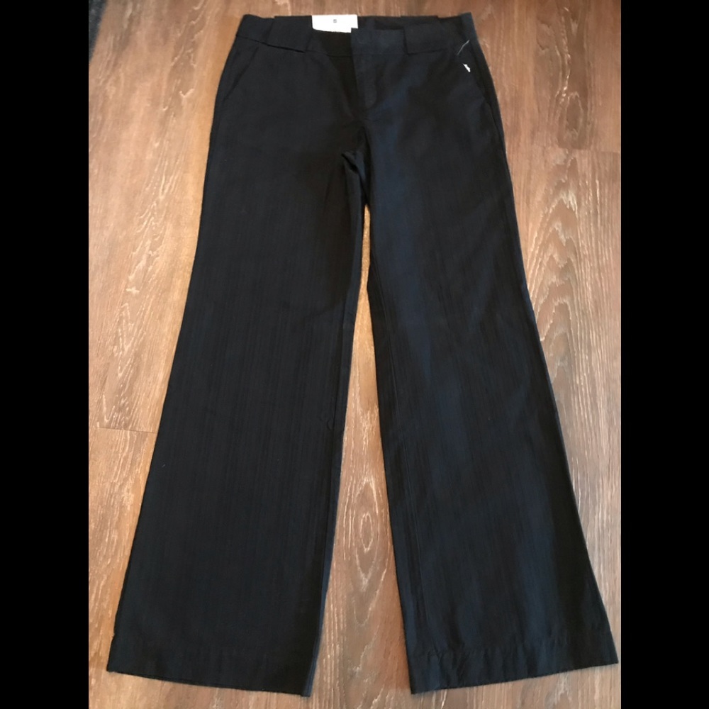 Brand new GAP pant size 6